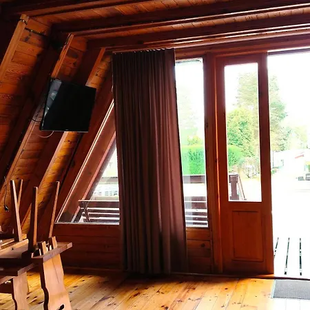 Letniskowe Kormoran Lodge *